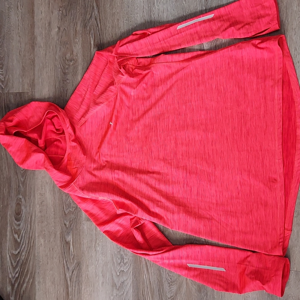 🍎 2/$30 Like New Old Navy active wear sweatshirt